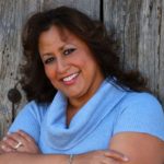 Karen Thomas headshot